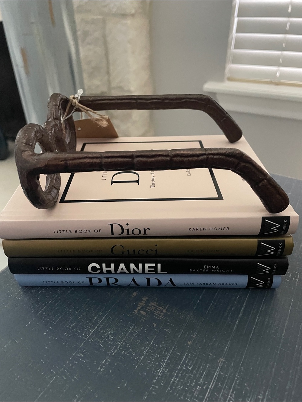 Abstract Metal Eyeglasses Decor in Distressed Brown - Picture 4 of 5